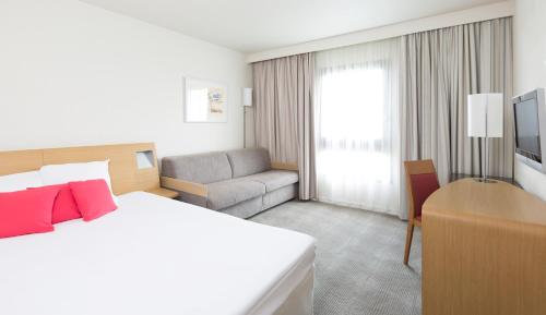 Novotel Amboise - image 3