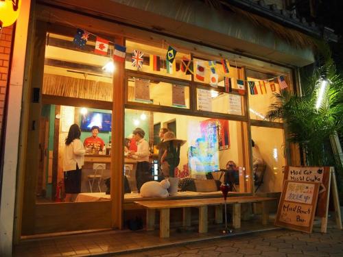 Mad Cat Hostel Osaka & Bar – Osaka, WI