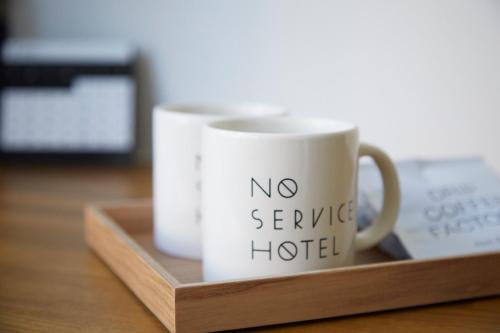 No Service Hotel – Tokyo, NY