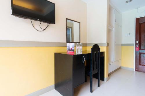 Double Room image 10