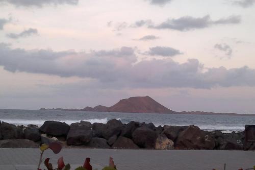 NEW ENTRY! MY OCEAN HOME - Spacious sea view, high speed fiber optic internet, private entrance