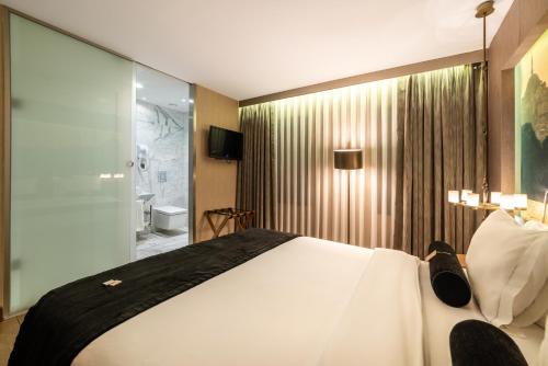 215422578 Hotel Saint Sophia