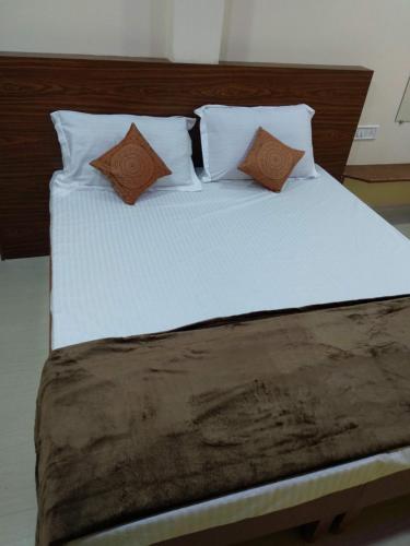 Check-Inn