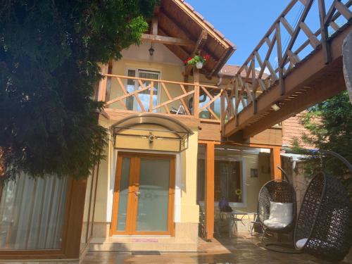 Book Casa Cu Flori Sibiu Romania 2019 Prices