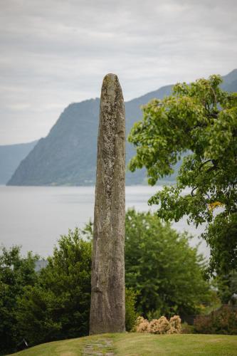 Leikanger Fjordhotel - image 3