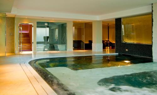 Best Western Hotel Globus City - image 9