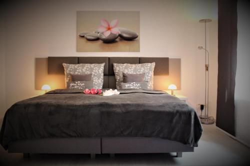 One-Bedroom Apartment 2