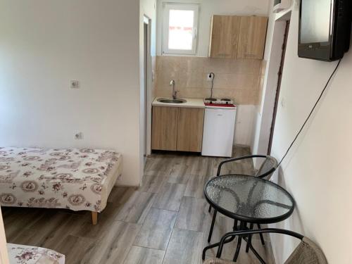 Saša Apartments - image 6