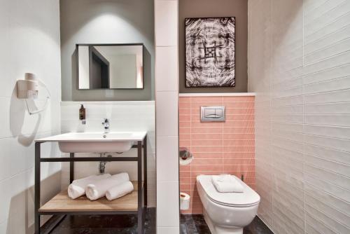 Superior Double Room image 5