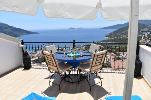  Taurus Penthouse Apartment in Kalkan