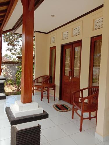 House market in Sidemen