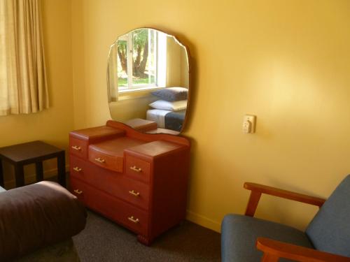 1 twin bed