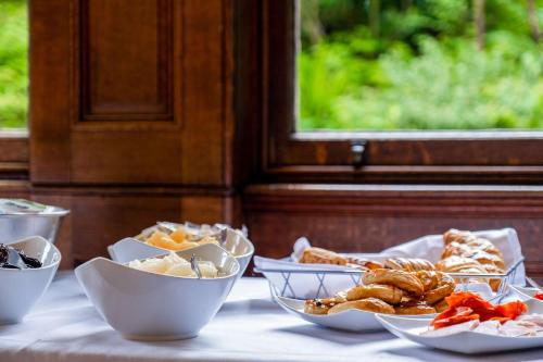 Makeney Hall Hotel - image 2