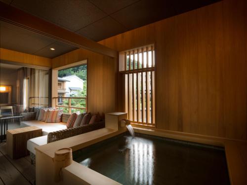 Hot spring bath, Kotohira Kadan in Kotohira