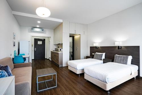 Ramada Hotel & Suites by Wyndham Novosibirsk Zhukovka - image 8