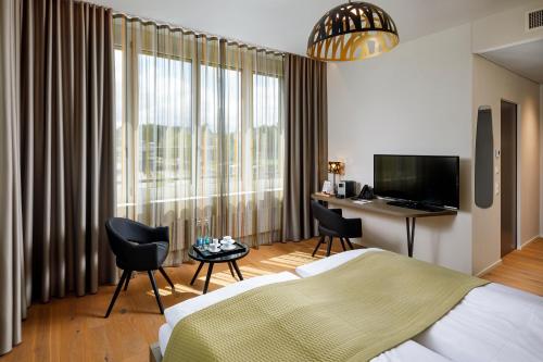 room detail thumbnail 0