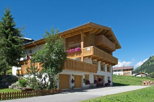 Pension Widderstein in Lech am Arlberg, Österreich