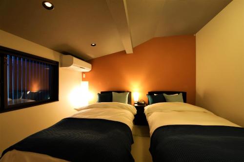 Two-Bedroom House image 5