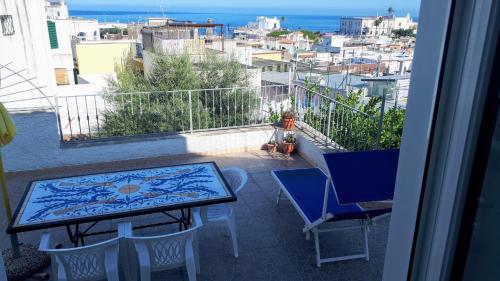  Casa Carlo-Forio Panoramica, Pension in Ischia