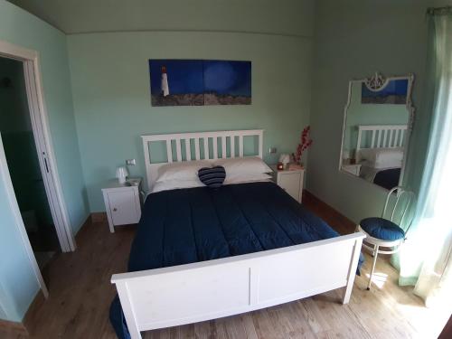 L.T. METIS Room Type - King Room