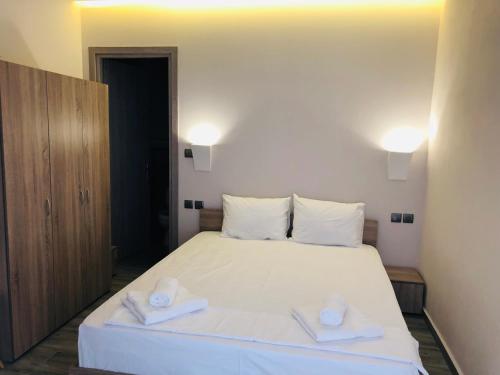 Angela Apartments & Studio in Fanari