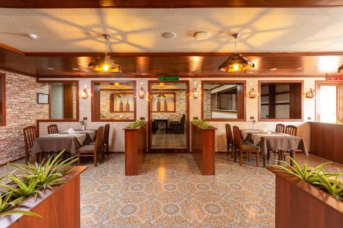 Restaurant, VOYAGE HOTEL in Fergana