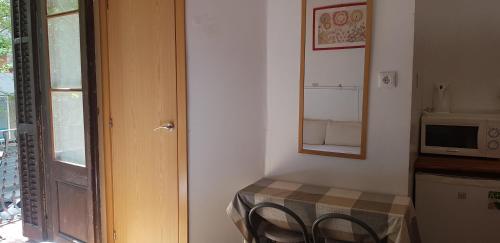 Barcelona Rooms 294 - image 2