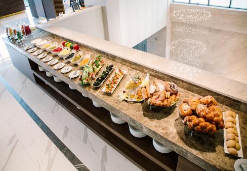 Étterem, Hotel Tbilisi Tower in Dighomi