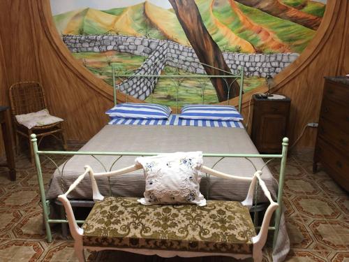 1 double bed, 1 twin bed