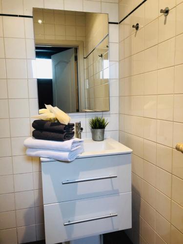 Apartment Easyway to sleep - image 2