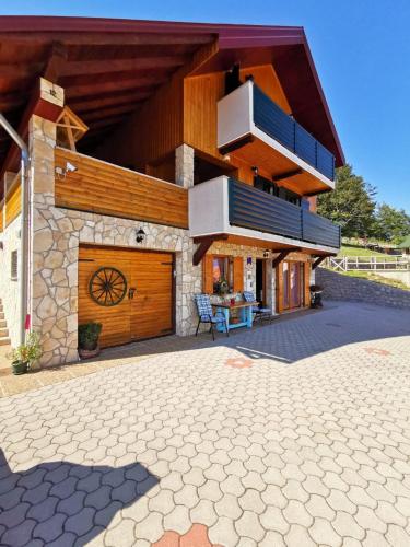  Studio Apartman Betula, Ferienwohnung in Mrkopalj