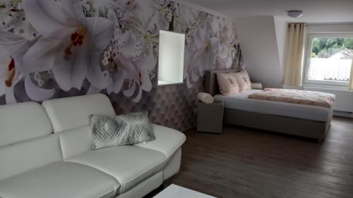 Gästehaus - Café Frank (Gastehaus - Cafe Frank) in 安特魏萊爾