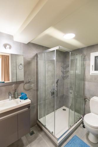 Athens Kyniska Urban Apartment - image 12