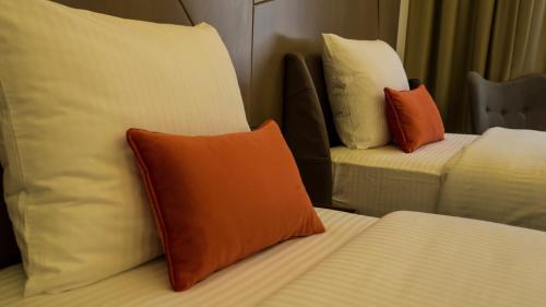Large Twin Room