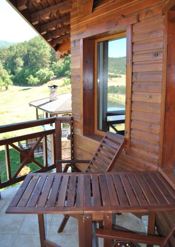 Balkons/terase, Хотел Планински кът in Dorkovo
