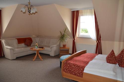 1 queen bed