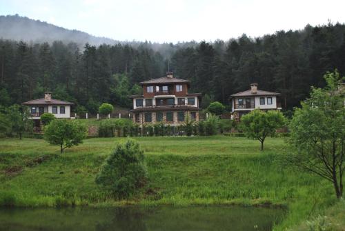 Viesnīcas āriene, Хотел Планински кът in Dorkovo