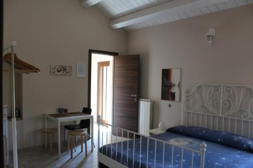  Archi Rooms in Loreto