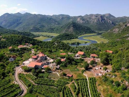 Estate & Winery San Duyevo, Rijeka Crnojevića (fotografie 2)