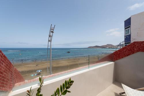 Front line with nice terrace By CanariasGetaway - image 6
