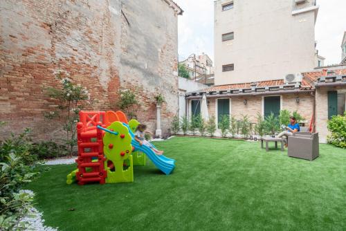 Corte dei Santi - image 6