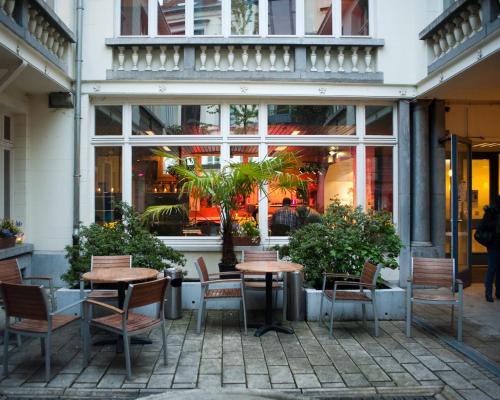 HI Brussels Jacques Brel Hostel 3