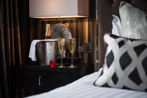 The Carlton Hotel