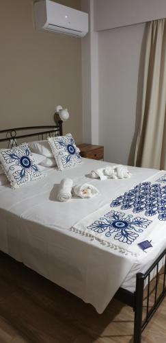  Ria's Deluxe Apartments in Faliraki