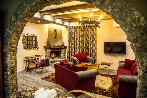 2 bedrooms, 4 beds