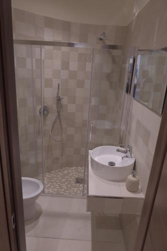 Amore Napoletano Room Type - Twin Room with Private Bathroom