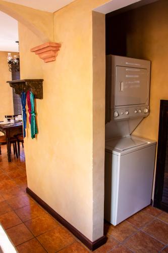 215684330 All Suite El Marques de Antigua
