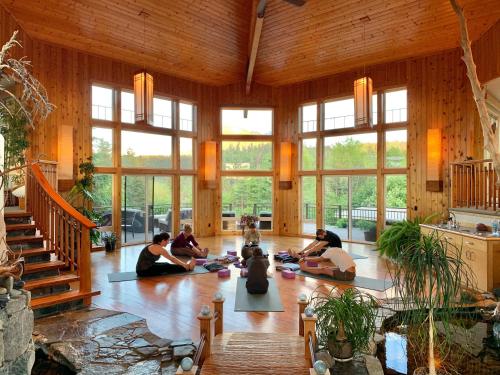 Stillpoint Lodge
