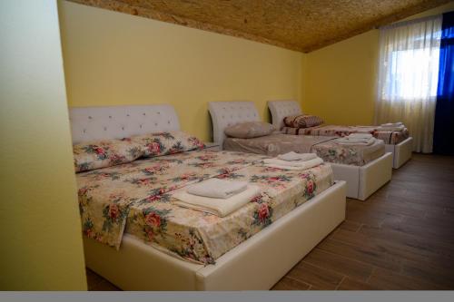 Joni Restaurant - image 13