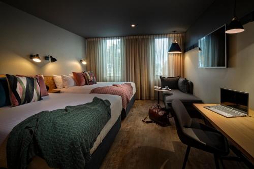 Photo - Marion Hotel